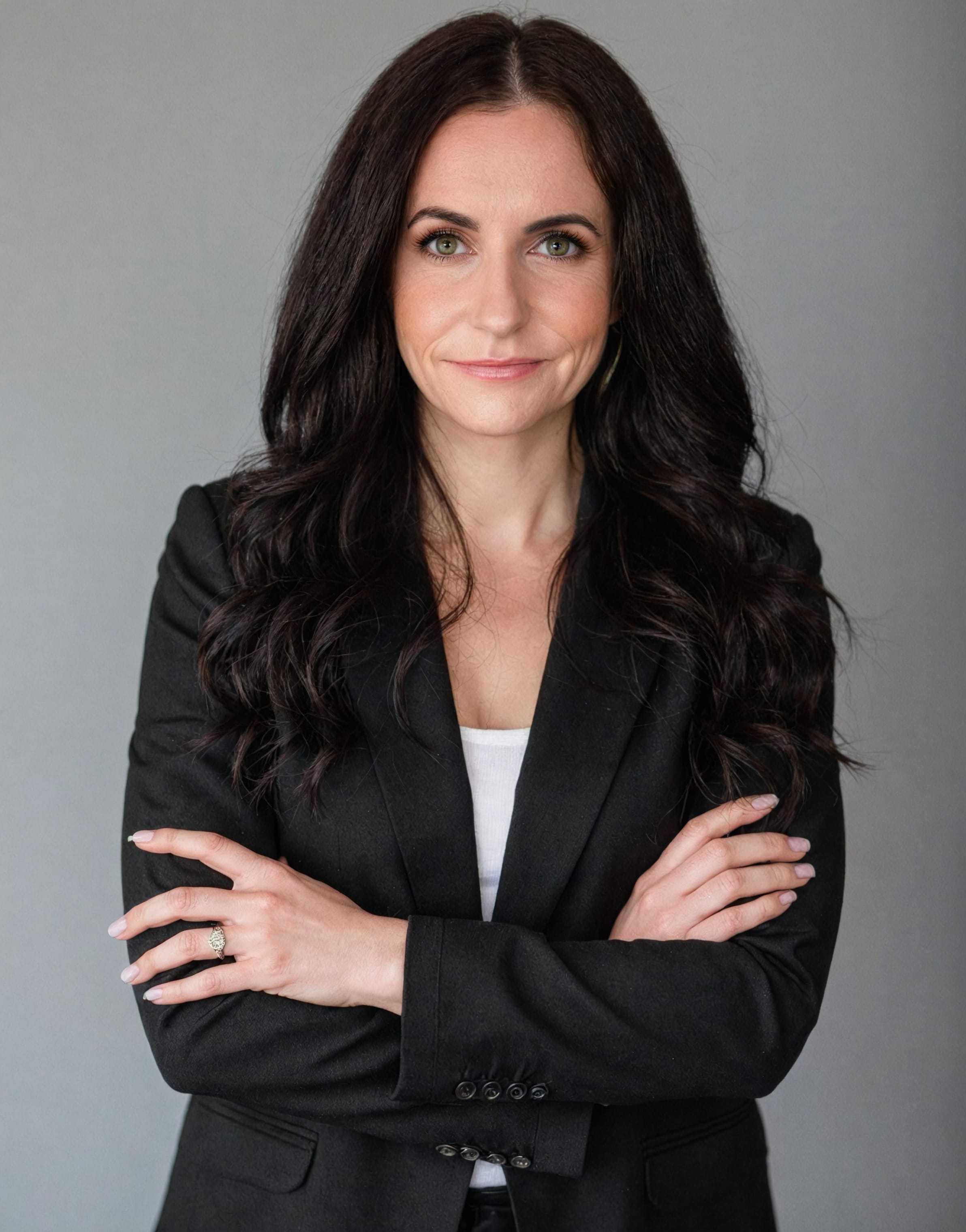 Kat Fisher headshot